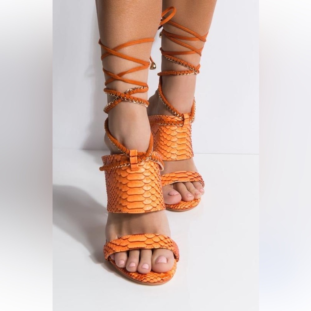 NIB AVA by Azalea Wang Orange PYTHON 3” Heel